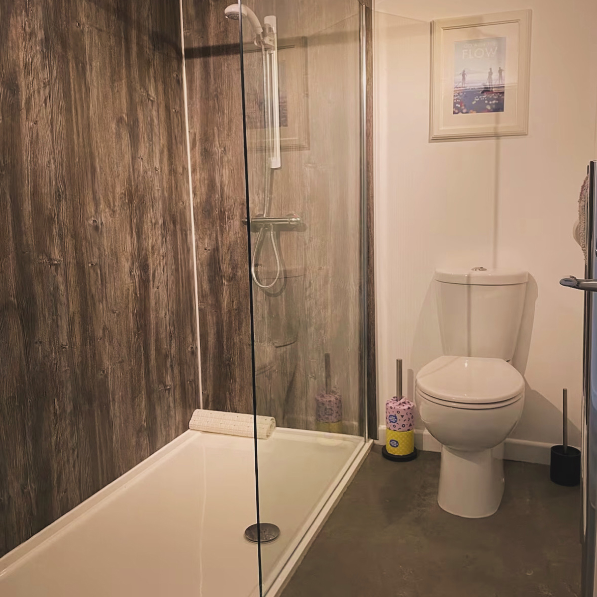 pats-place-st-ives-bathroom-shower